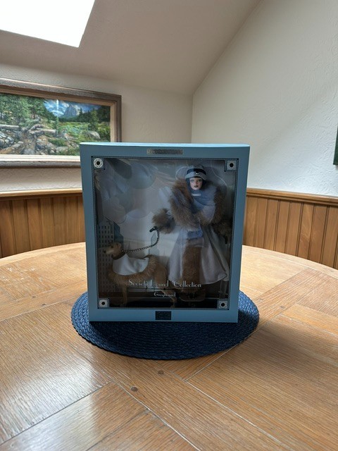 The Collection Greyhound Barbie. Limited Edition. 2000. NEW. NEVER OPENED.