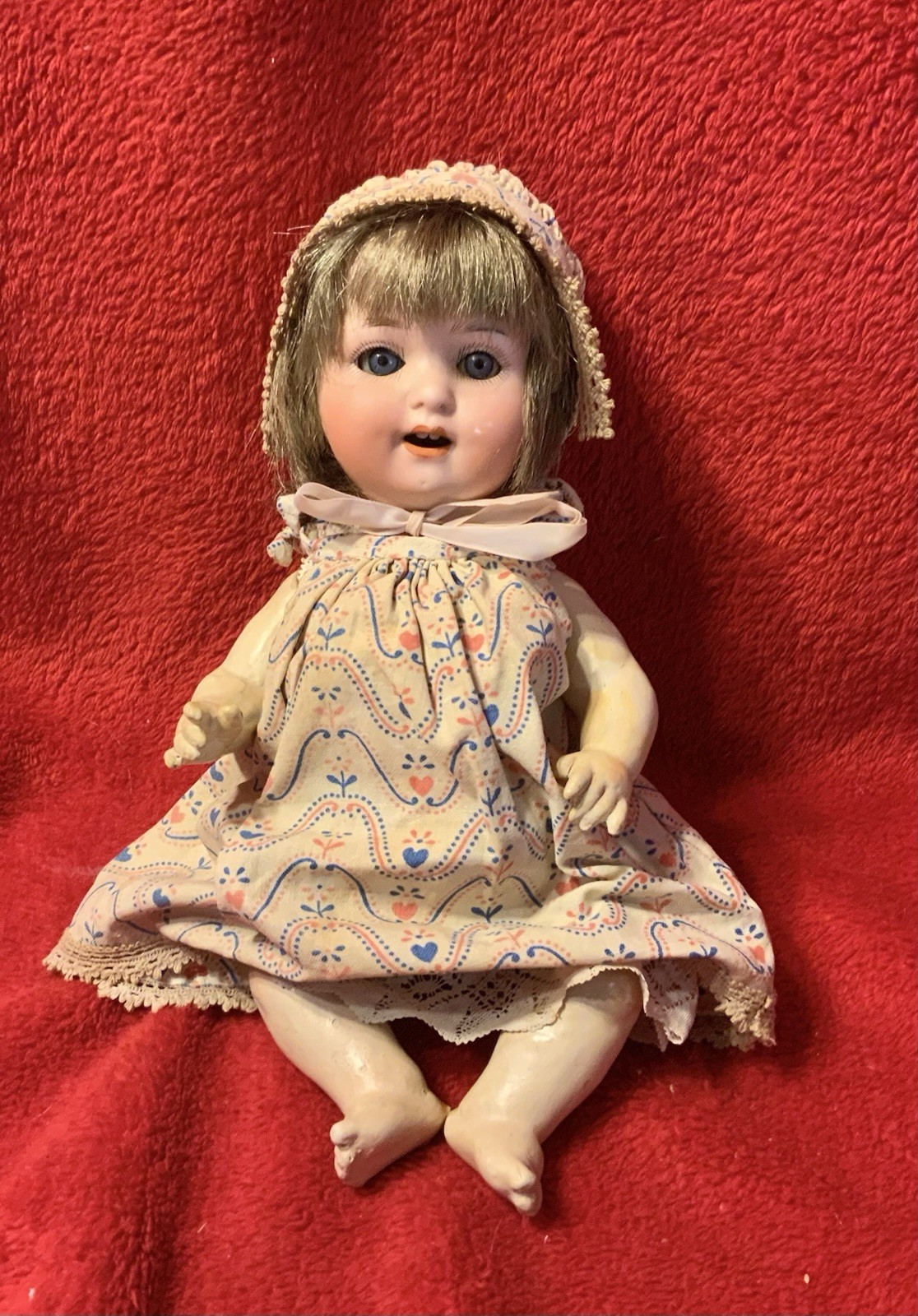 Antique & Rare Germany # 300-406 Sleepy Eye Girl 11 “Doll with Teeth very good !