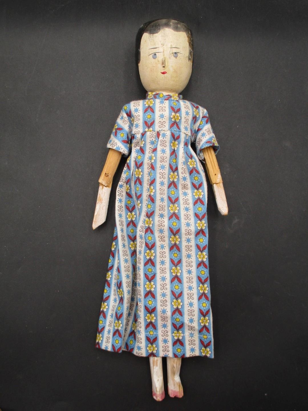 Vintage Antique 12″ Grodnertal Wooden Peg Penny Cottage Doll