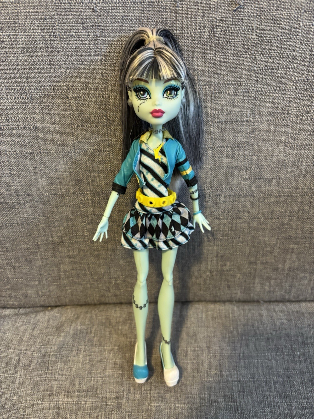 (USED) MONSTER HIGH G1 PICTURE DAY FRANKIE STEIN DOLL