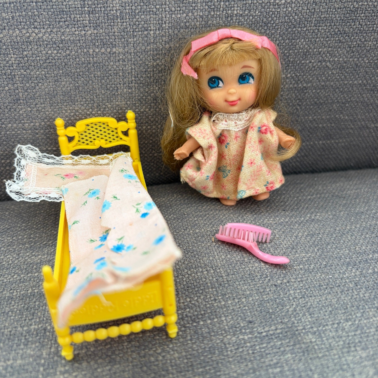 Vintage Liddle Kiddles BEDDY BYE BIDDLE Doll and Accessories Mattel 1960s