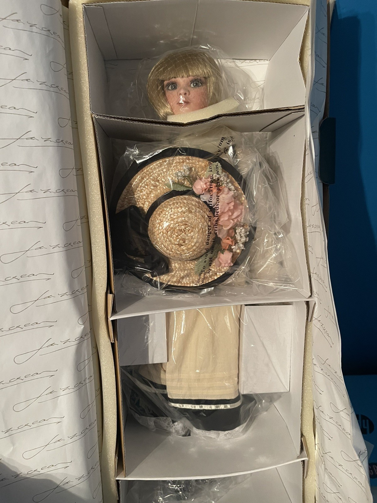 Exclusively Yours By Designer Jan McLean Doll “Marilou” 1998 BNIB