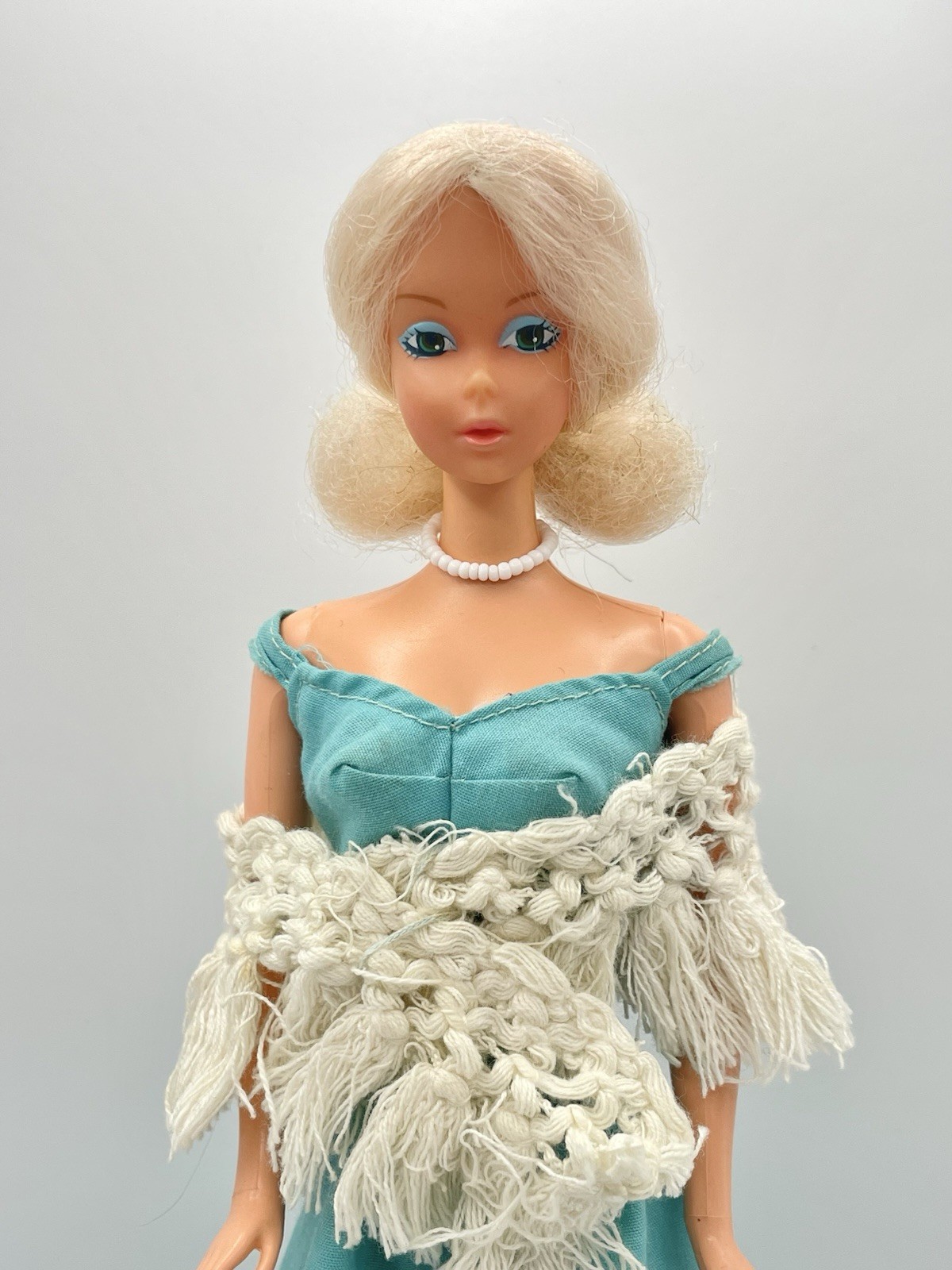 Vintage 1975 Deluxe Quick Curl Barbie Doll Original Blue Dress #54