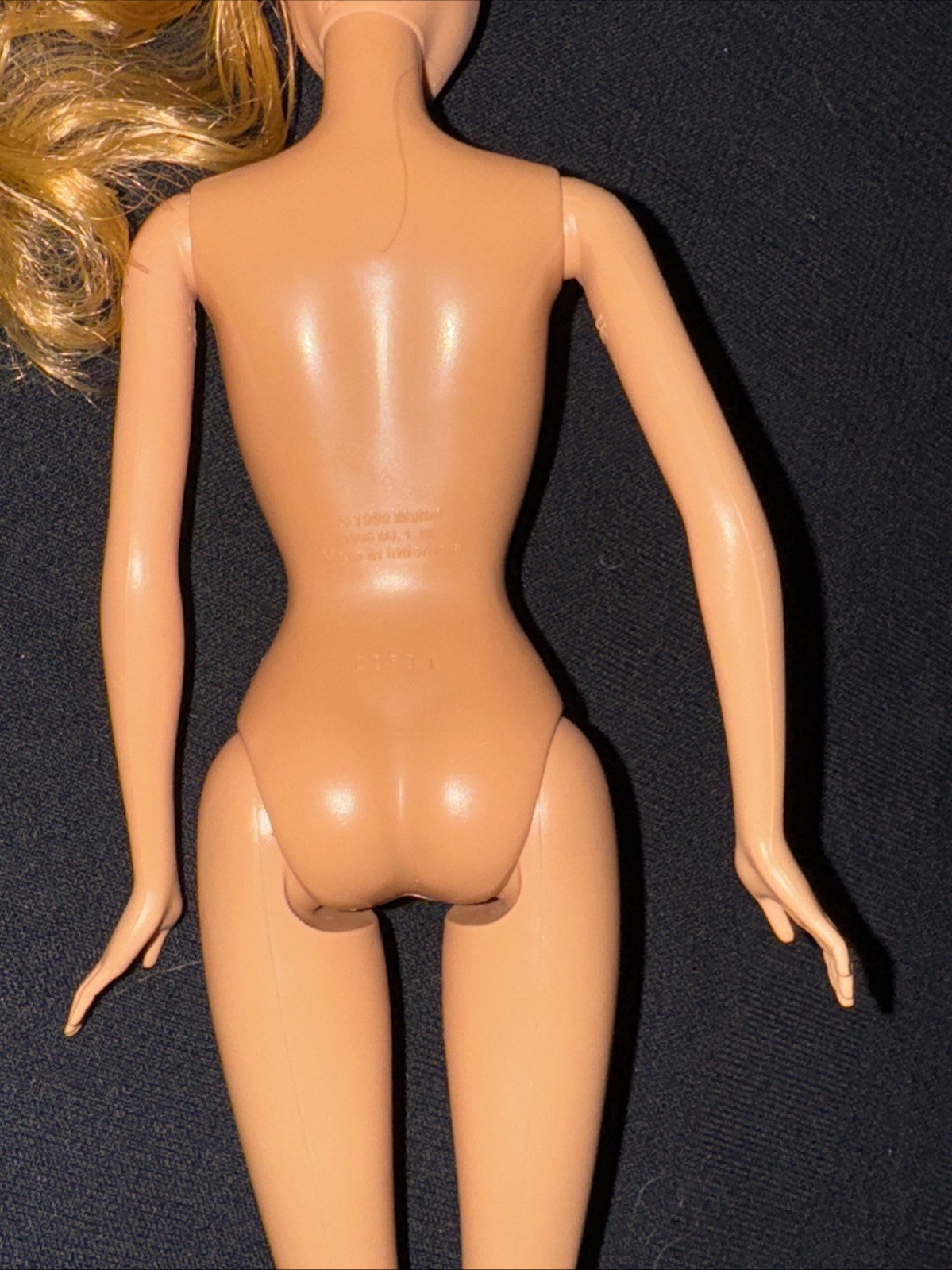 Barbie SUMMER Beach Wide Feet Doll Strawberry Blonde Hazel Eyes Nude