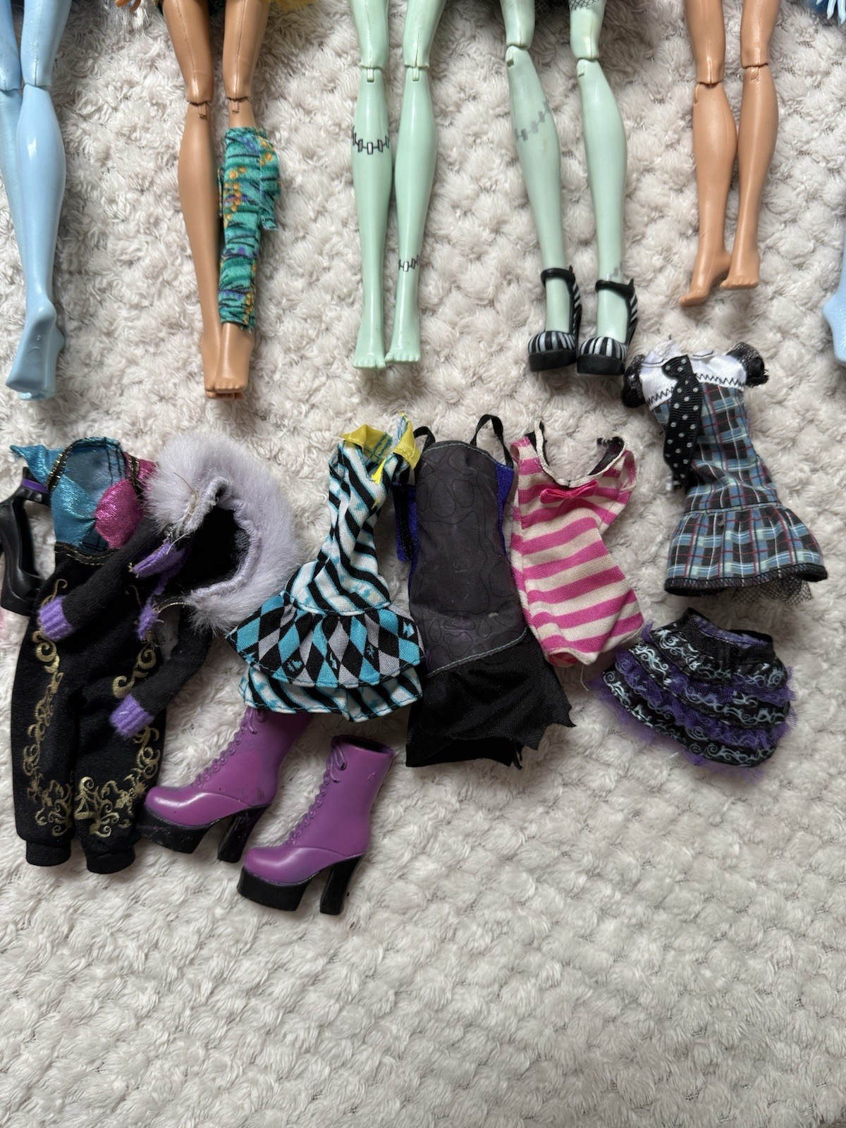 Large Monster High Generation 1 Bundle Job Lot Of 35 Dolls And Accessories