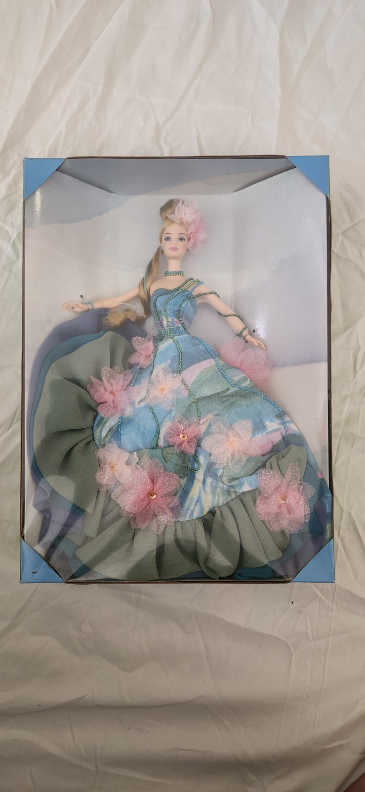 Claude Monet Water Lily Limited Edition Barbie Doll First in a Series 1997