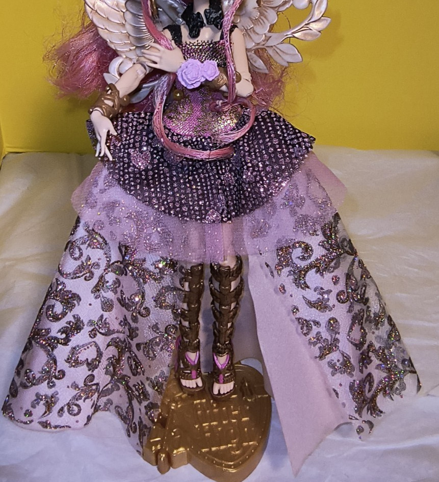 Ever After High Thronecoming C.A. Cupid Doll, Dress, Wings, and Shoes, No Stand