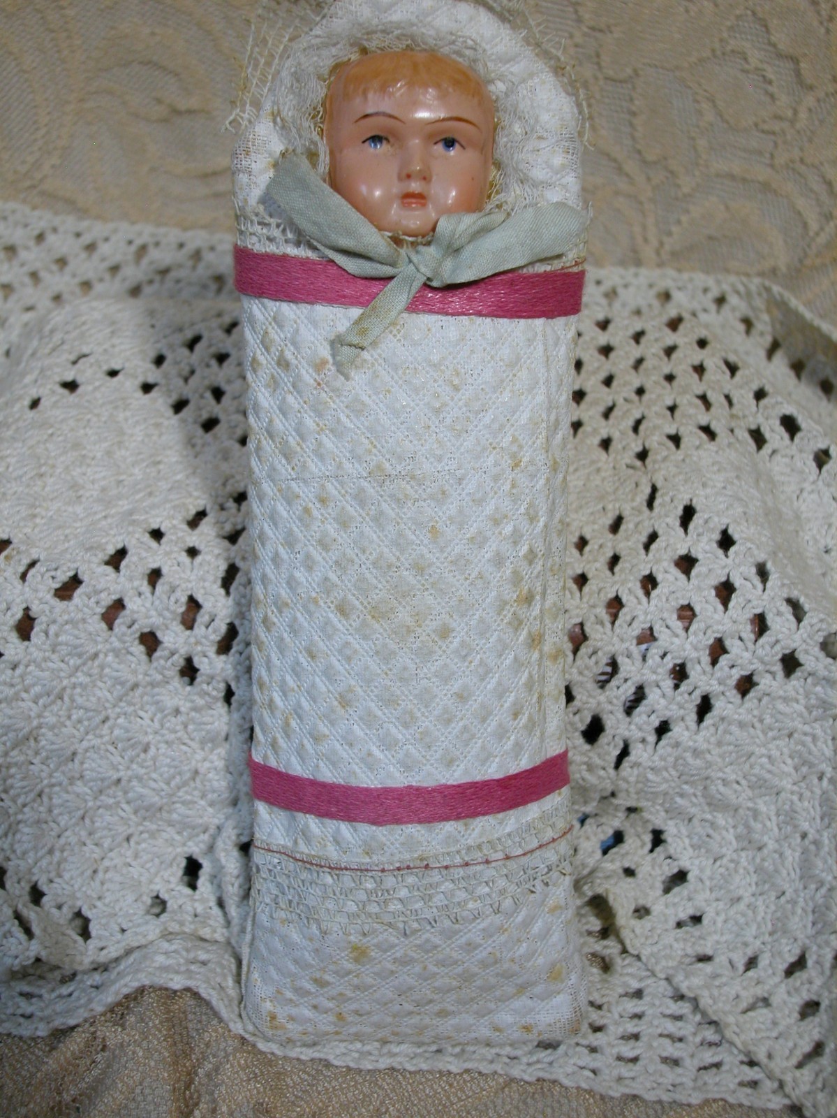 Antique Celluloid Doll in Cotton Bunting Squeaker Still Works 8″ 1920’s