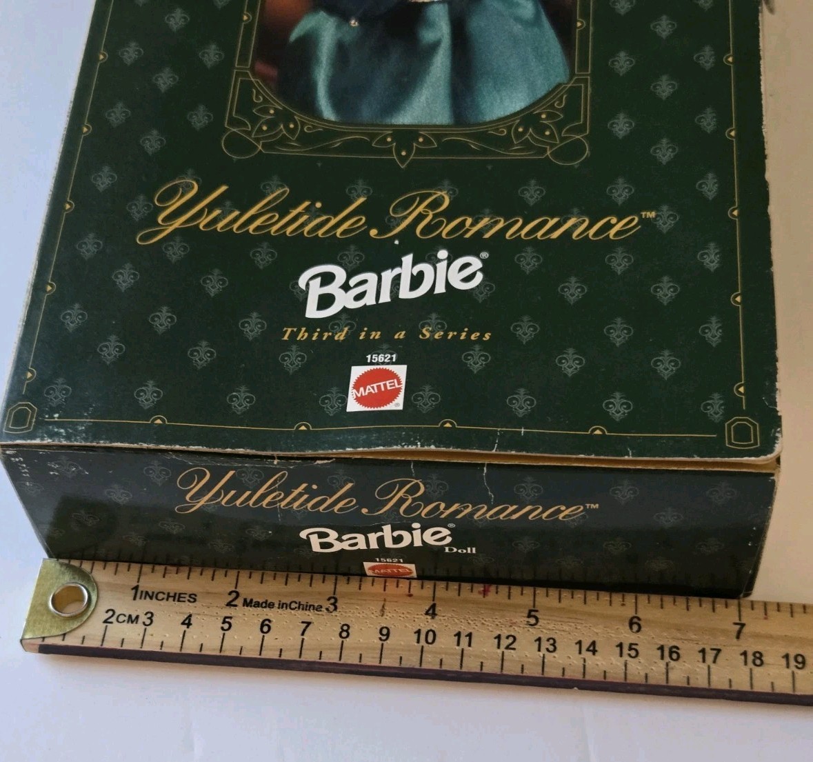 1996 Hallmark Special Edition Yuletide Romance Barbie Doll 15621 Boxed Mattel