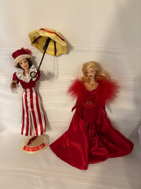 Barbies RAVISHING wearing RED Nostalgic Coca Cola & Fab fur Hollywood beauty B
