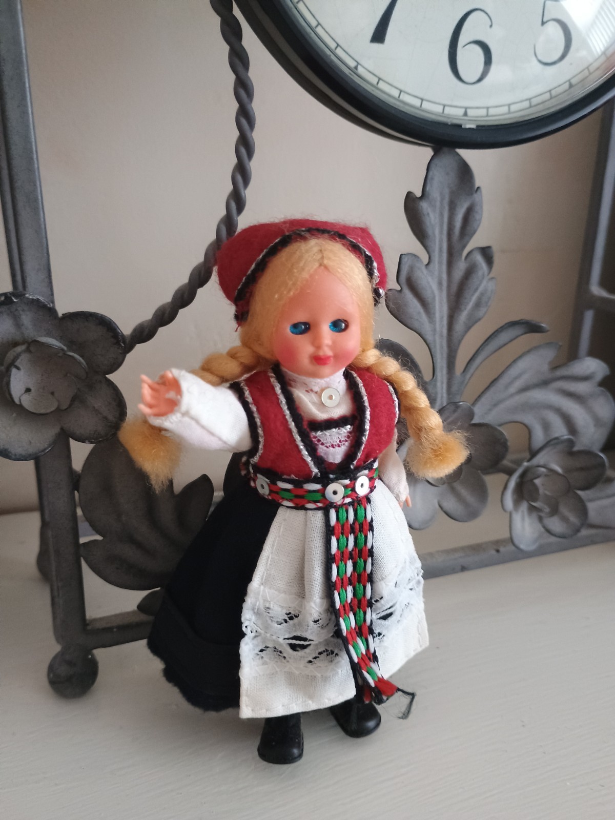 Vintage European Folk Doll- Traditional Costume Braids 12″