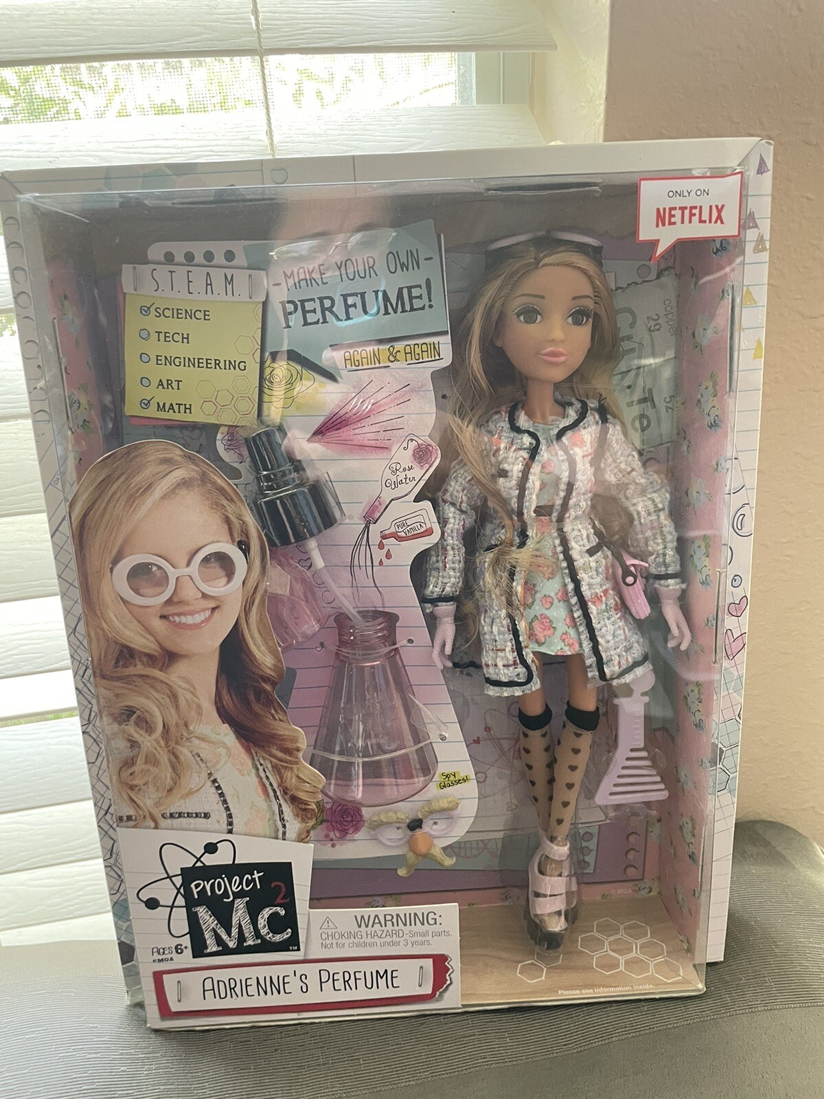 Project Mc2 – Adrienne Perfume Experiment Doll – Outfit, Shoes, Articulated,