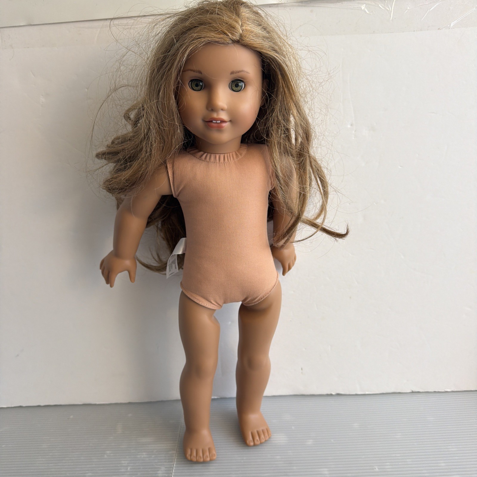 American Girl Lea Clark GOTY 2016 Retired 18″ Doll Nude 2014