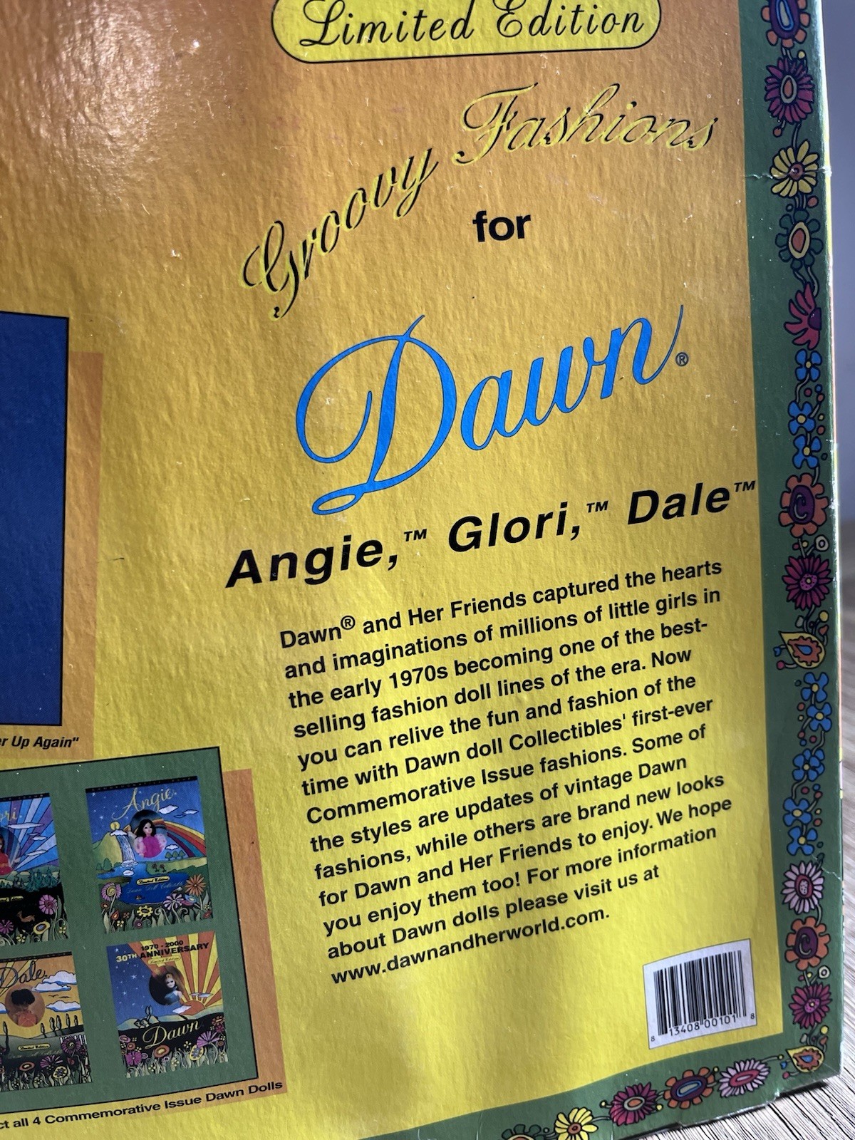 Dawn 30th Anniversary Limited Edition Doll and In the Spotlight Outfit Boxes