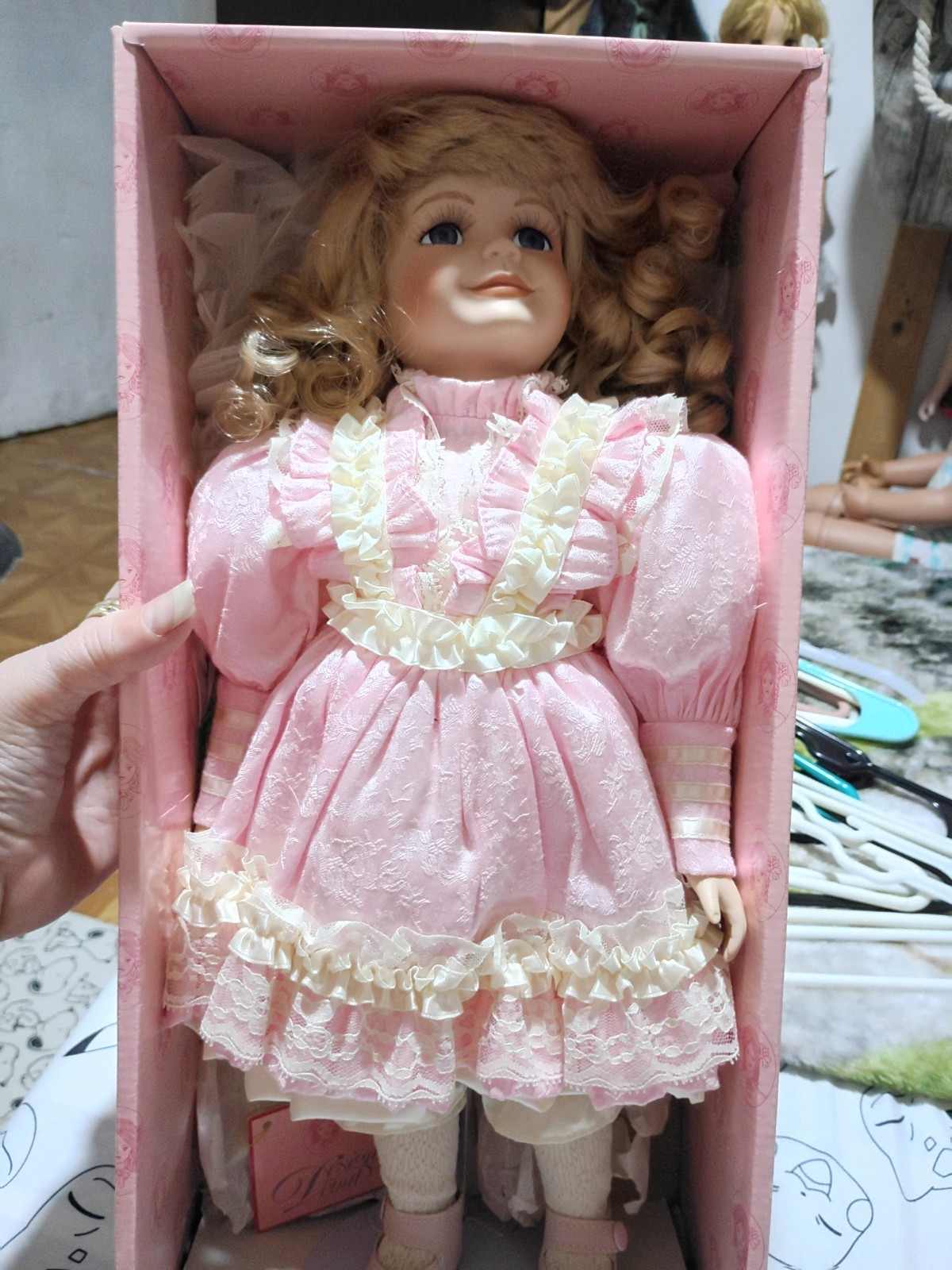 Adorable Design Debut 17″ Collectible Porcelain Doll In Pink