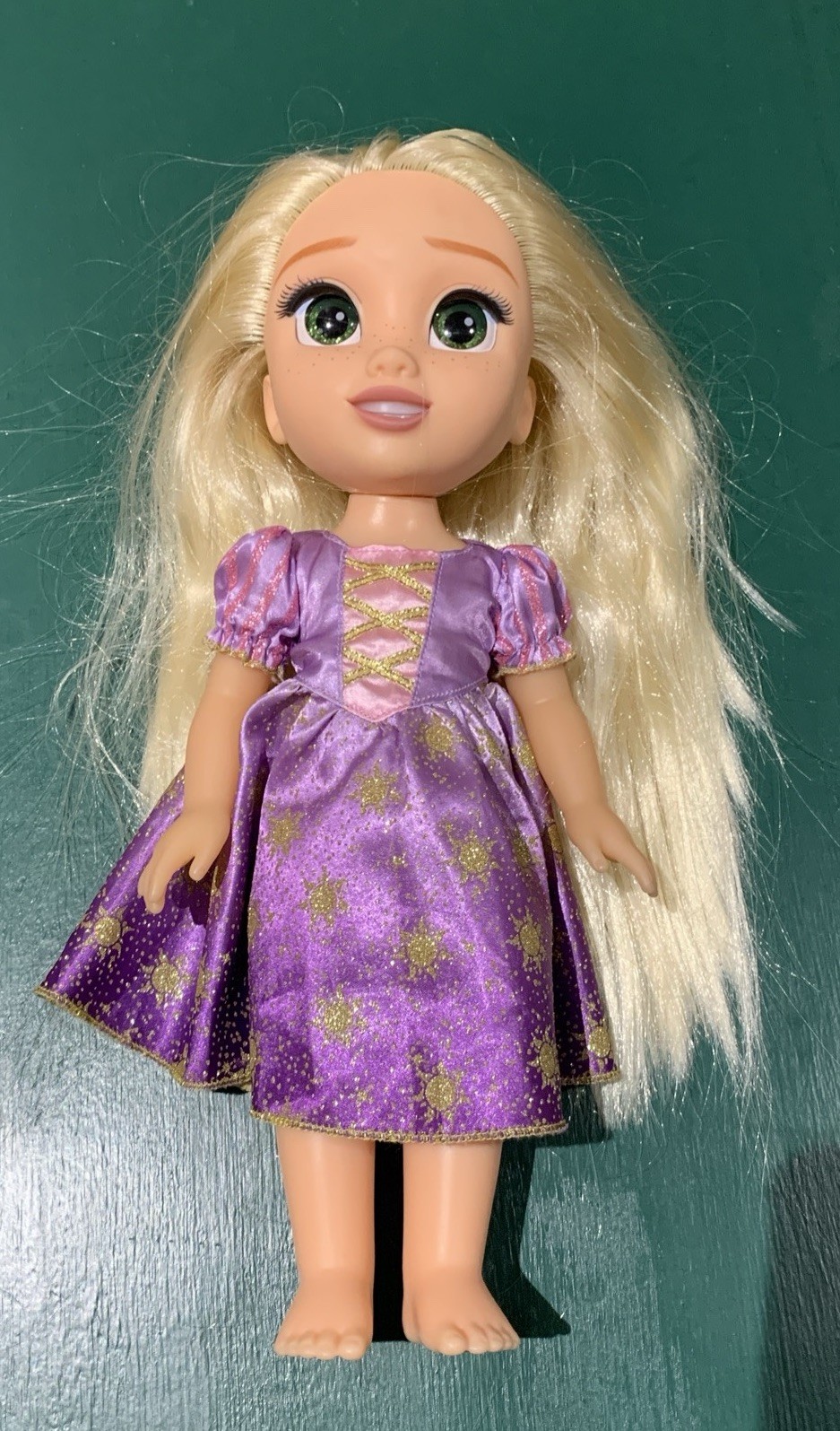 Rapunzel Doll 14” Long Blonde Hair & Speaks Several Phrases Lips Move Working