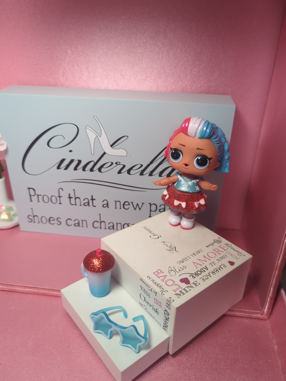 LOL Surprise Jubilee Present Surprise L.O.L. doll fast! Gorgeous!