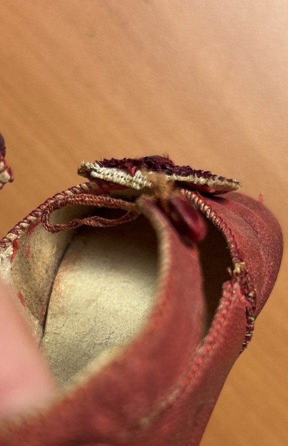 Antique Red Leather Starburst Decorative Toe Buckle Doll Shoes w/Ankle Buttons