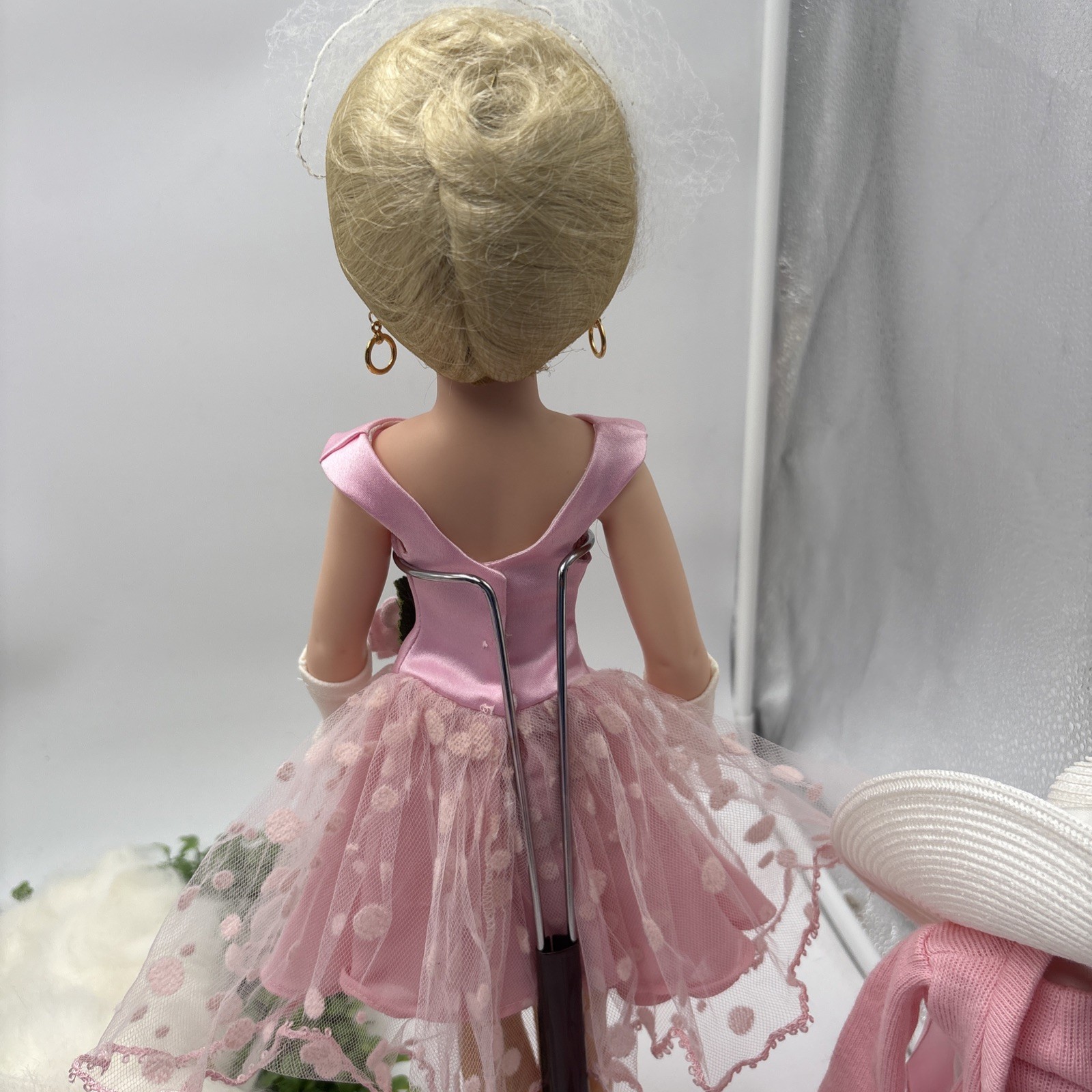 Madame Alexander “Coco & Cleo” Doll & Dog Couture Travel Set Lots Of Extras 18”