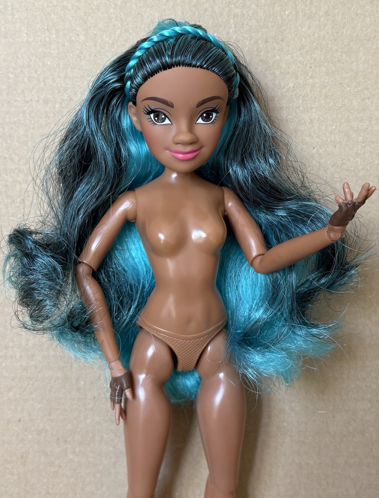 Disney Descendants Uma Doll Articulated Poseable Nude Vgc Hasbro
