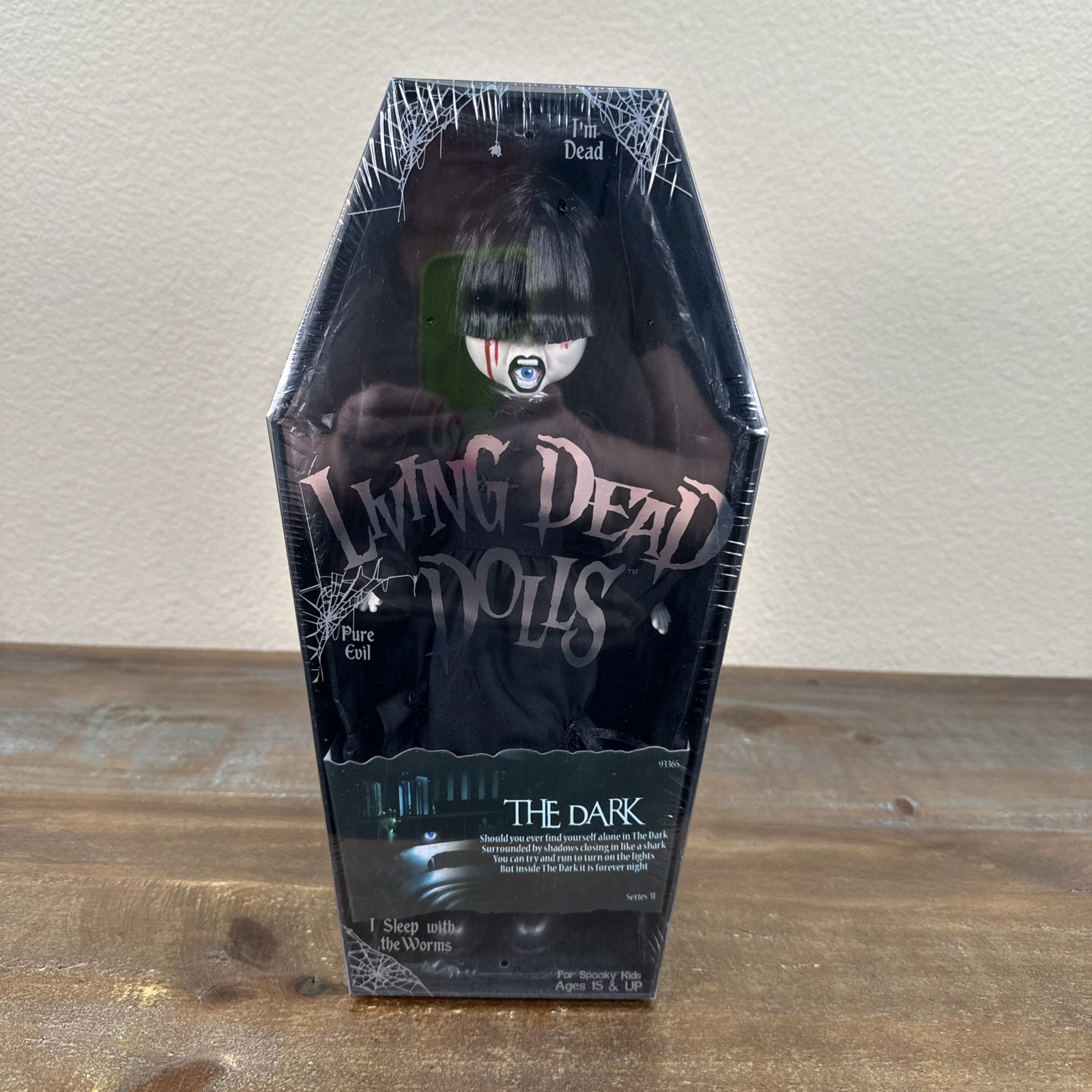 New 2012 Living Dead Dolls THE DARK Series 31 Sealed #93365 Mezco