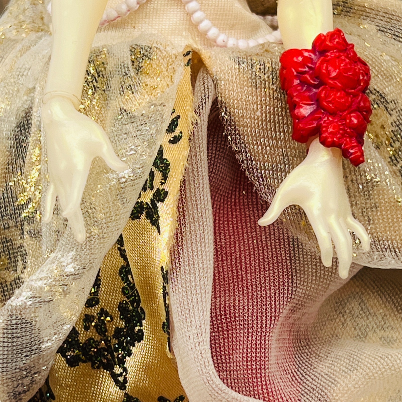 Ever After High Apple White Doll Thronecoming~1st Chapter 2012 Dress Shoes Nice!