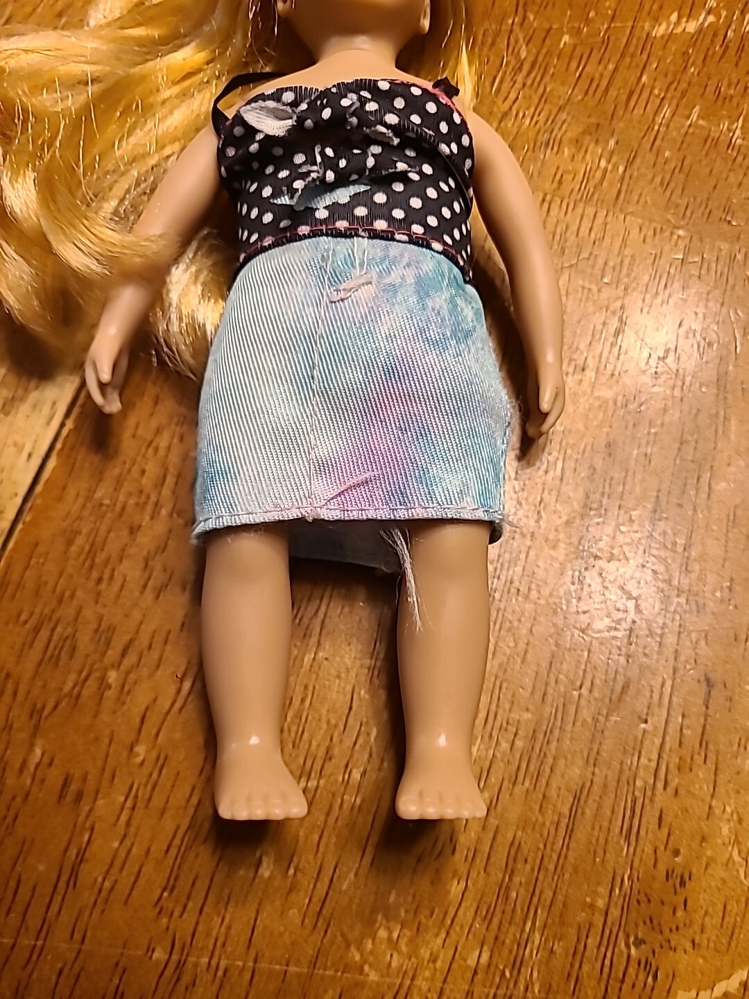 Lori Our Generation 6” Mini Battat Doll Blond Hair Skirt And Top