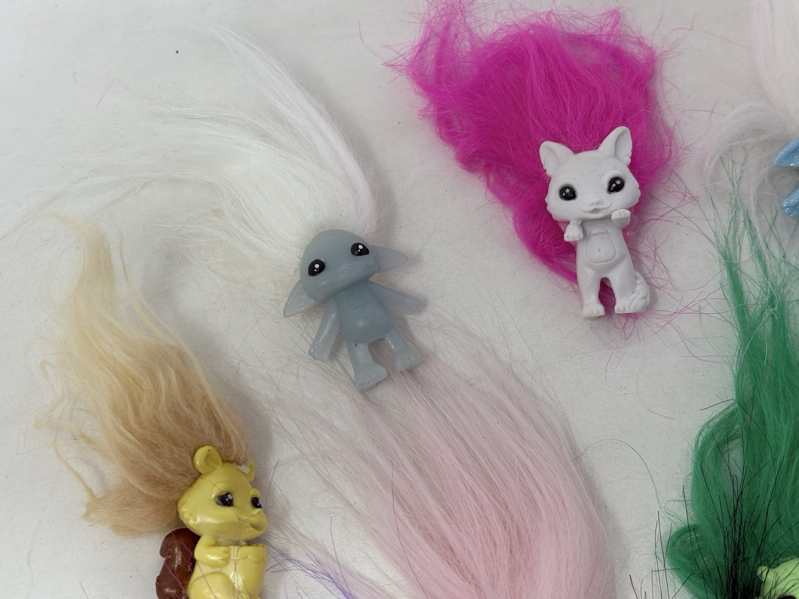 Zelfs Troll Doll Mixed Bundle Figures Moose Mini Pencil Toppers X 14 (K16) Toys