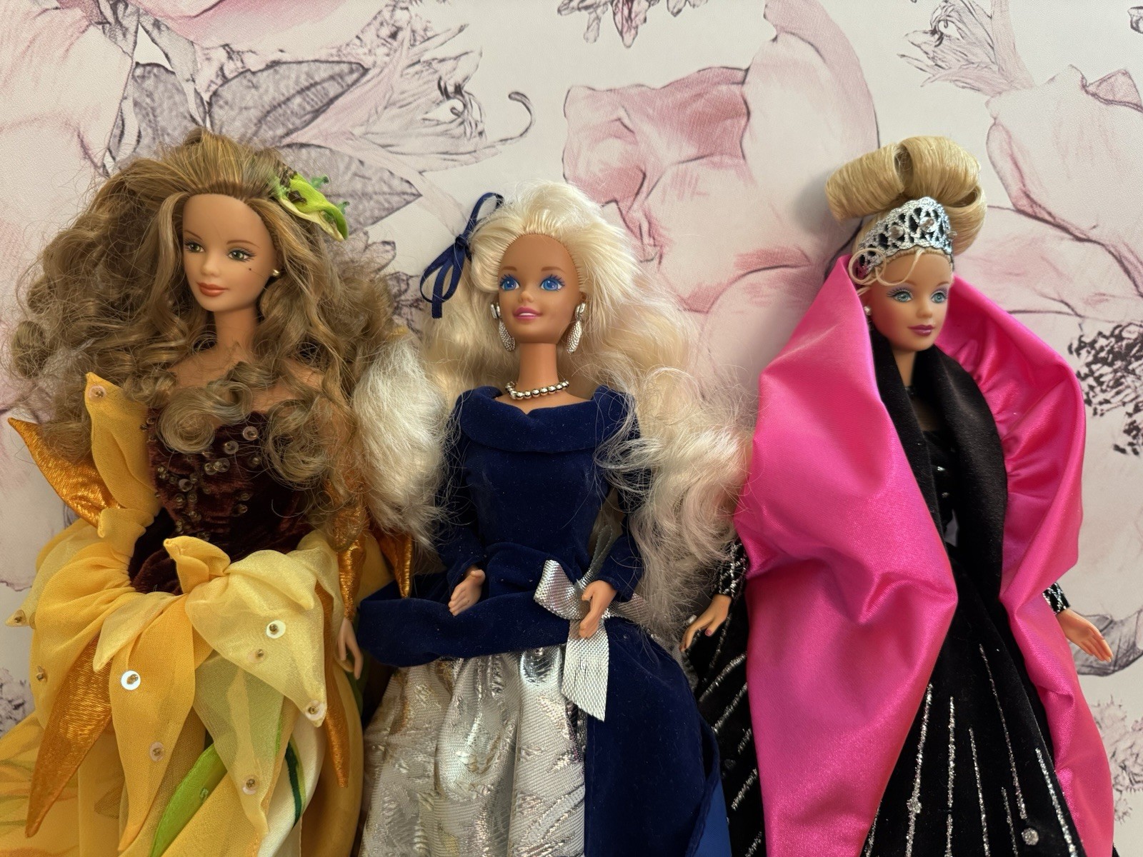 Matel Barbie 1990s Barbie Dolls Lot of 3