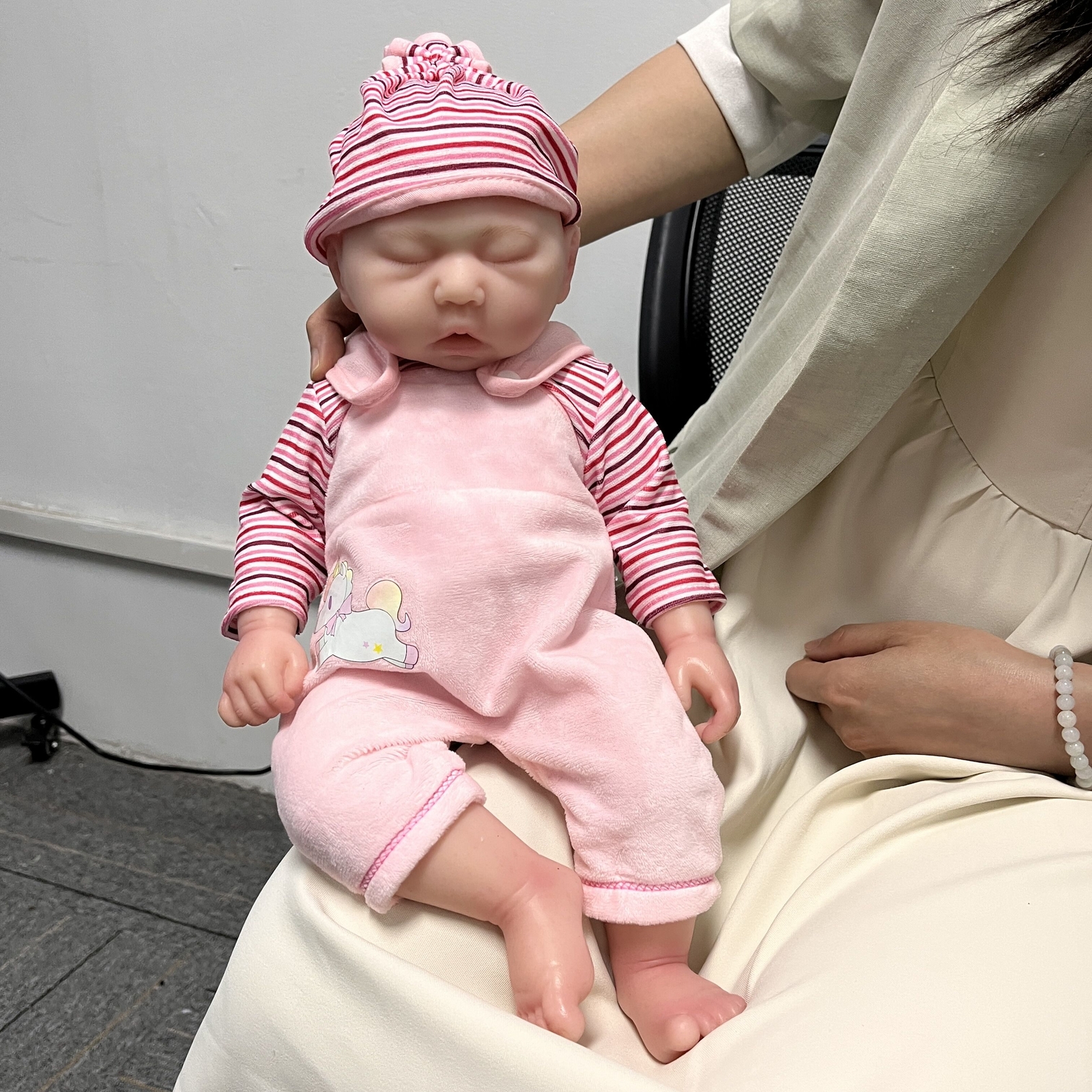 COSDOLL 17.5″Sleeping Newborn Realistic Reborn Baby Doll Full Body Silicone Girl