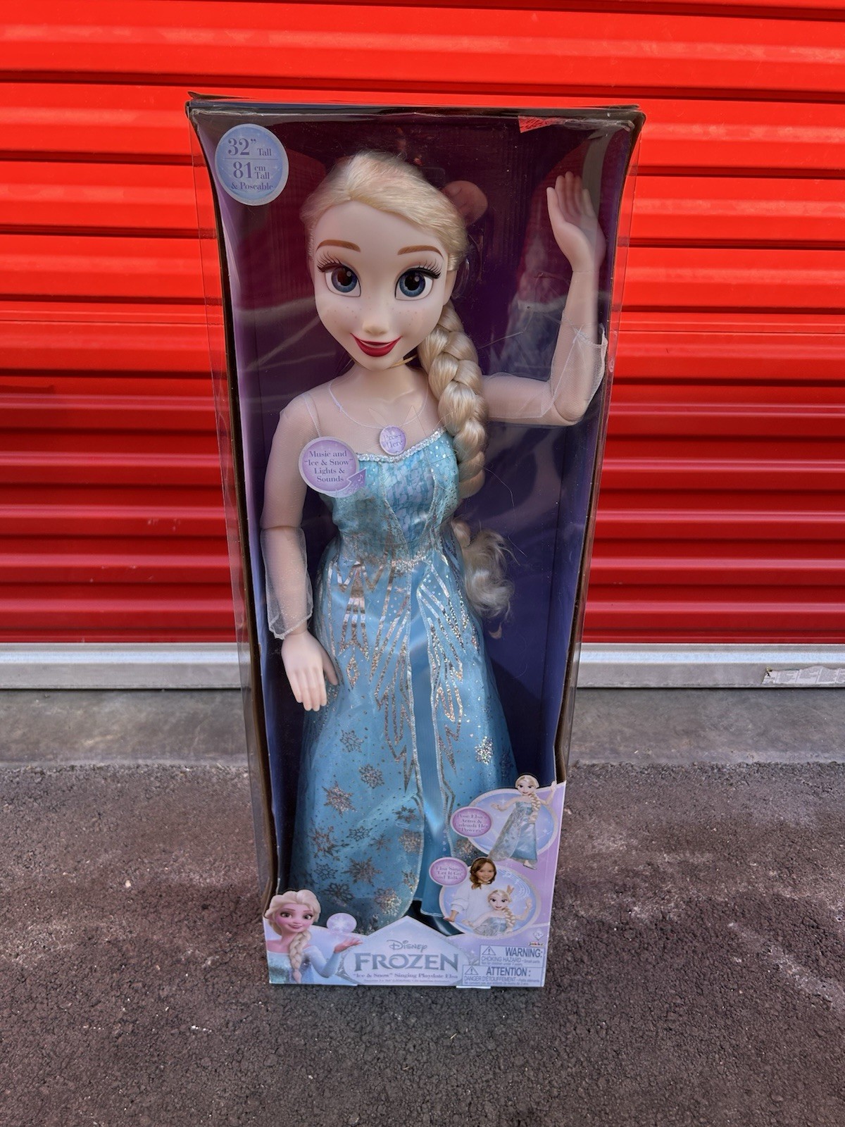 Disney Frozen Light-up Ice & Snow Sings, Pose Arms, Talks Playmate 32″ Elsa Doll
