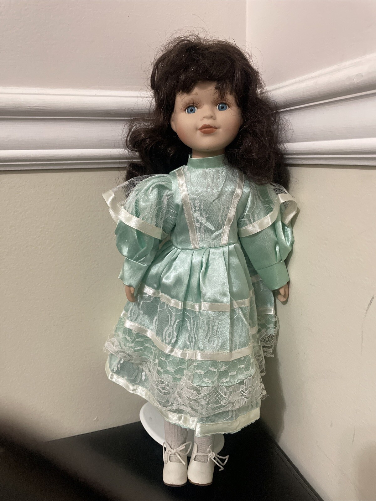 Vintage Cathay collection porcelain doll 1 Of 5000 stand Green Dress Girl