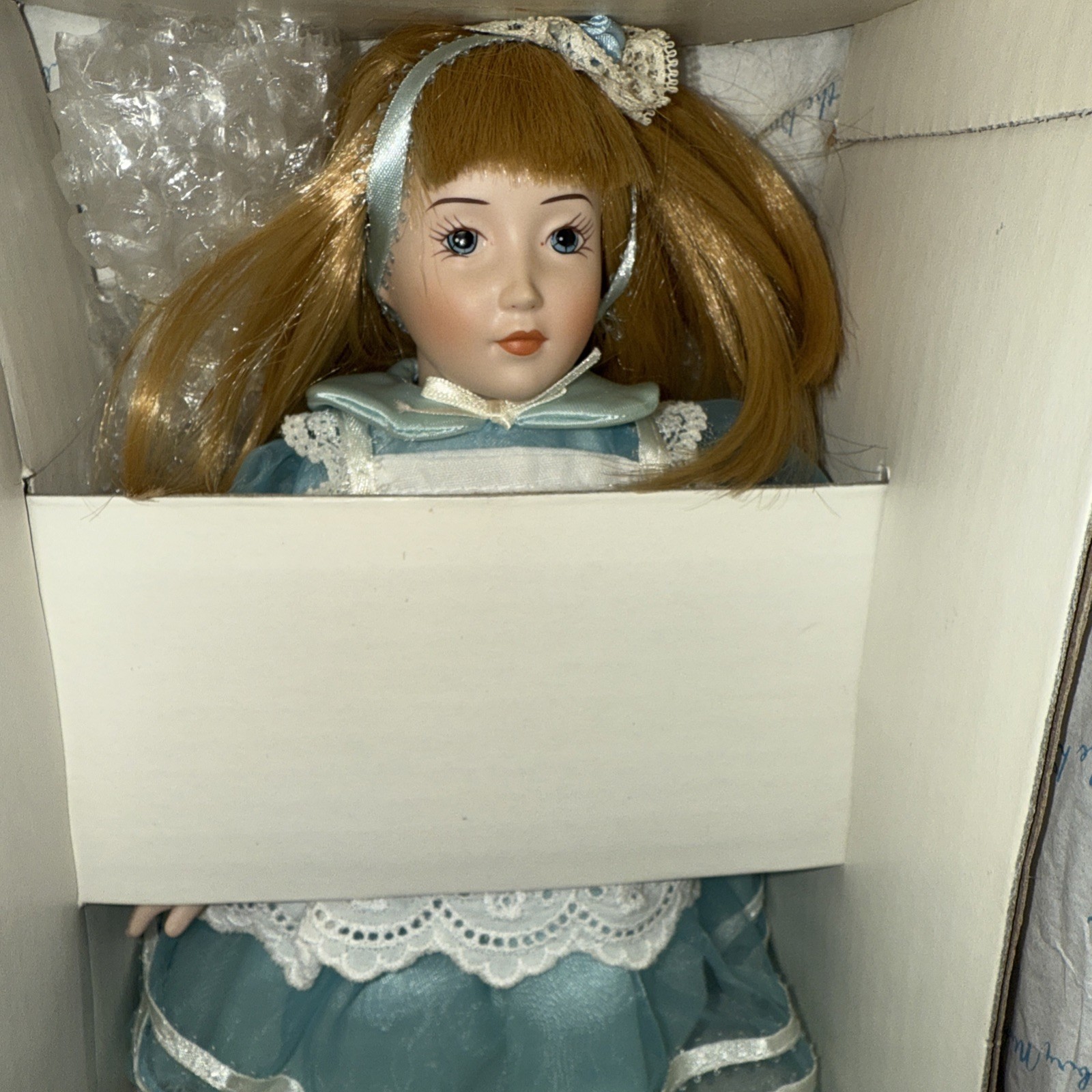 The Danbury Mint Storybook Doll Collection – Alice in Wonderland 11″ Doll BNIB