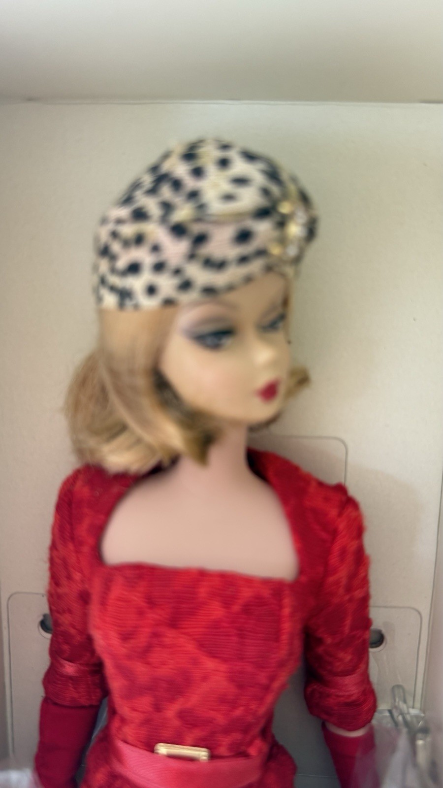 2006 Silkstone Barbie Fashion Model Red Hot Reviews Gold Label