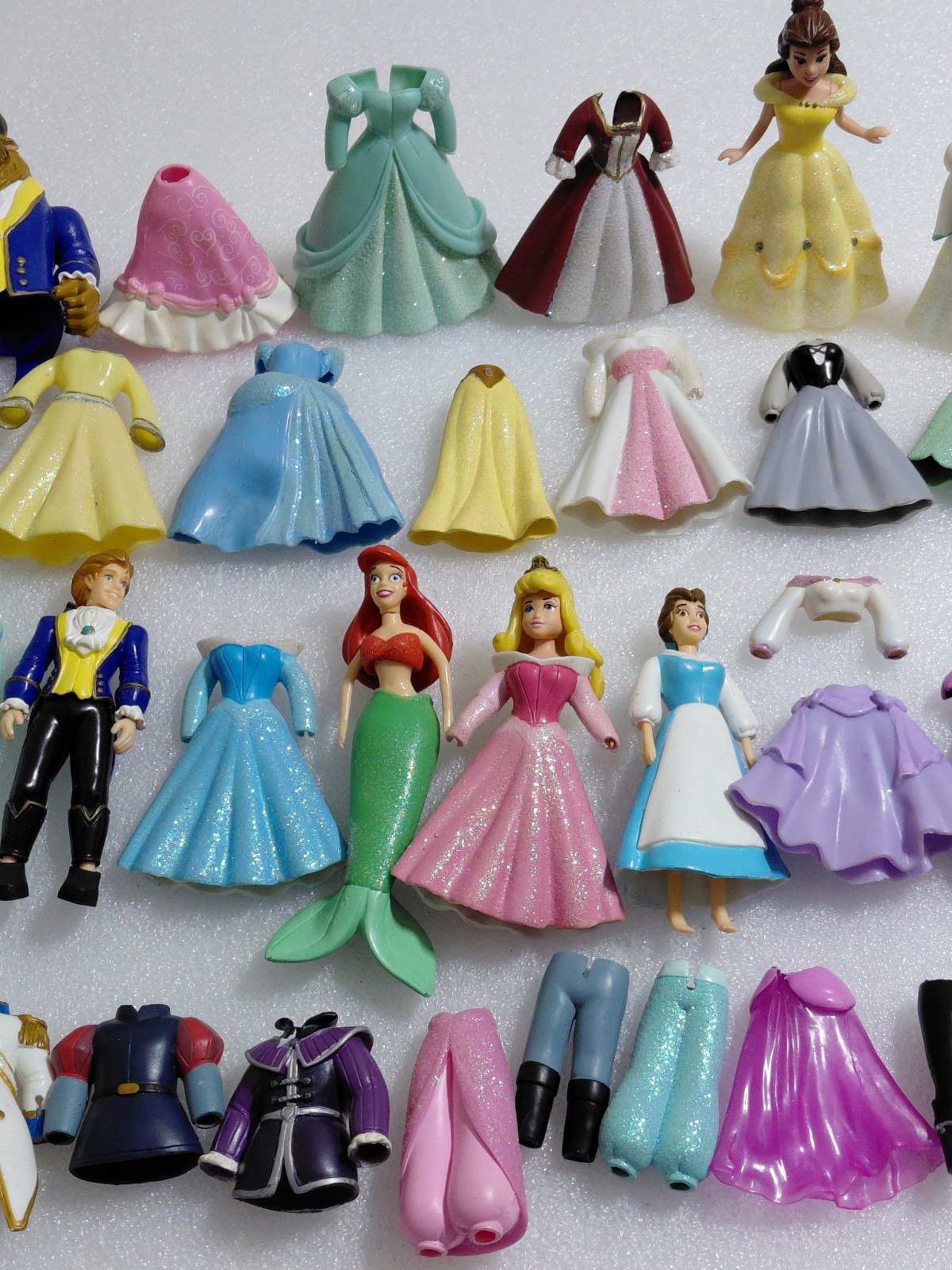 Disney Princess Magic Clip Pollypocket Dolls Ariel Aurora Belle 38pc Lot Clothes