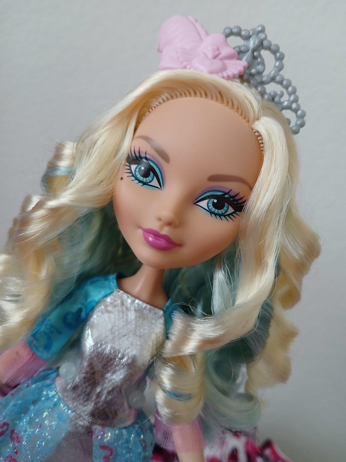 DARLING CHARMING?Ever After High●Wave 1 First Chapter●Loose Doll+Stand●RESTYLED