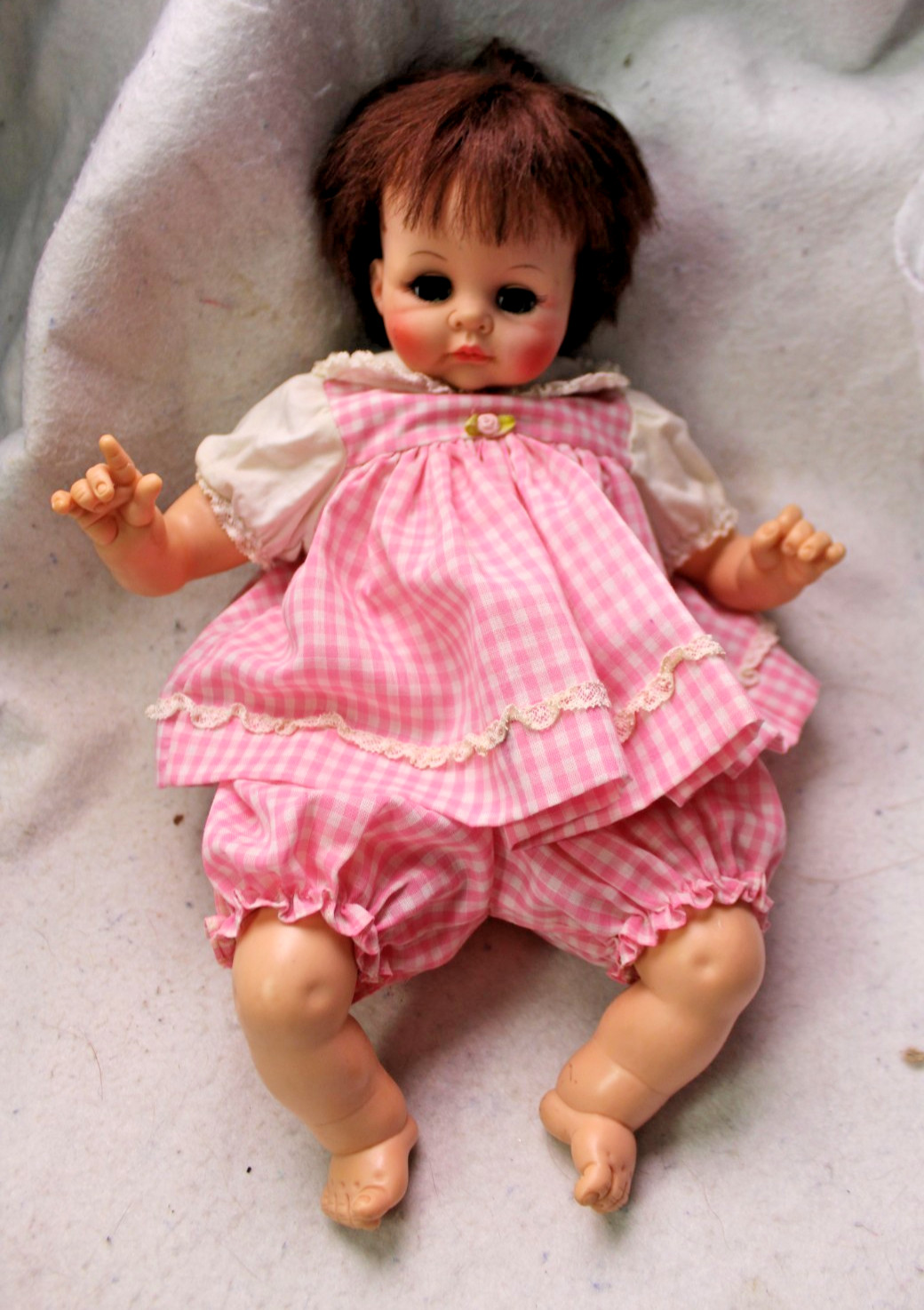VINTAGE 1965 MADAME ALEXANDER PUDDIN DOLL auburn/brown hair green sleep eyes