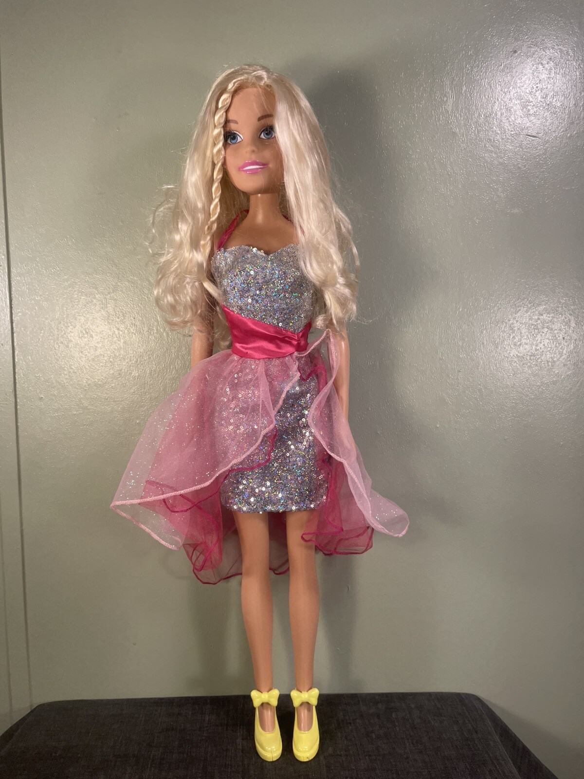 2013 Barbie Just Play Mattel My Size Best Friend Barbie 28” Tall Blonde Hair