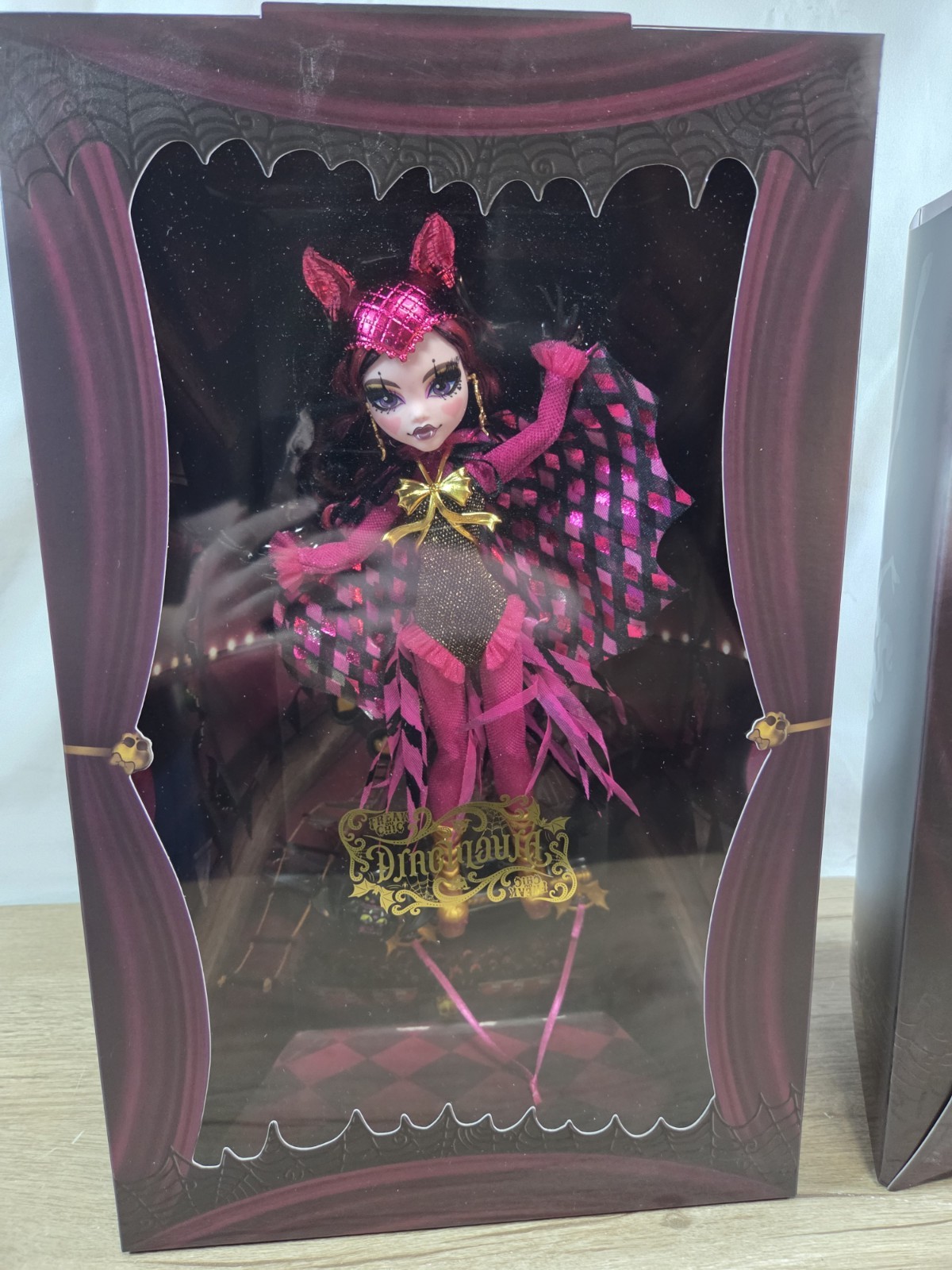 Monster High – Draculaura- Freak Du Chic Professional Packaged