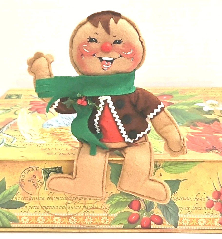 Annalee Christmas Gingerbread Man Doll 9″ Poseable Holiday Cookie Shelf Sitter