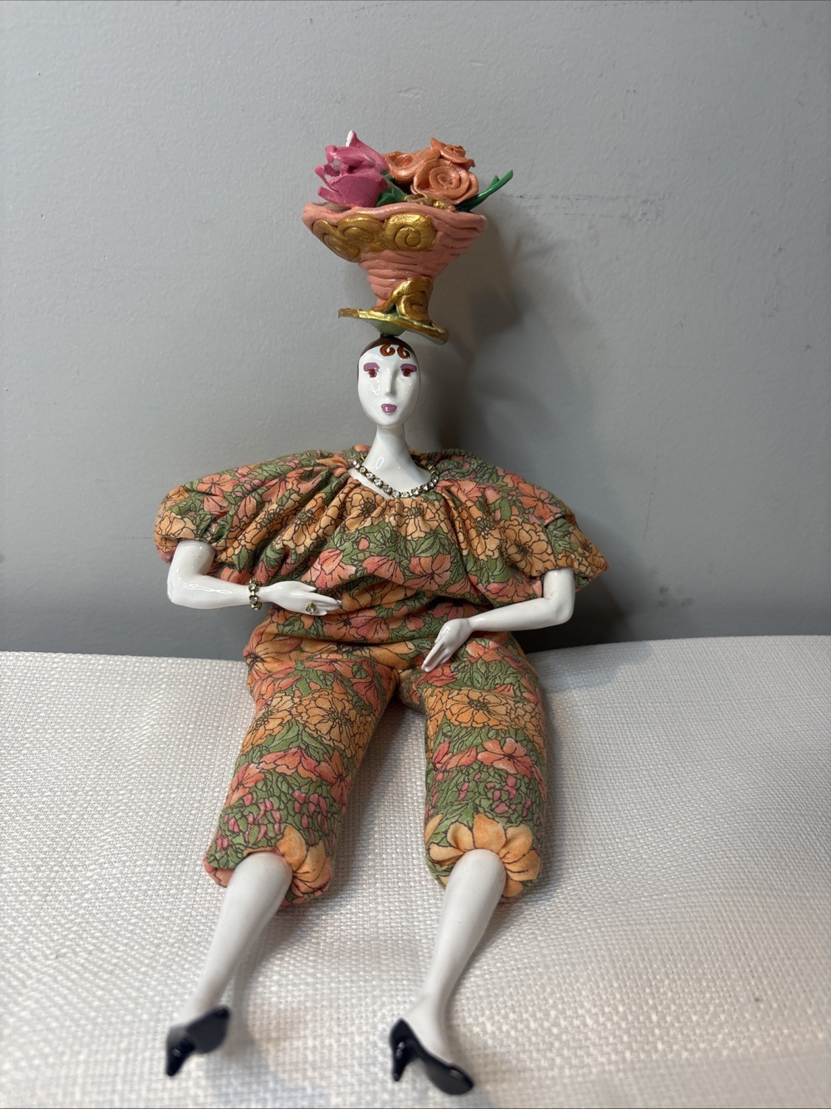 Vintage Poupees By Isabelle Doll Exotic Flowers/Diamante Jewelry 15″