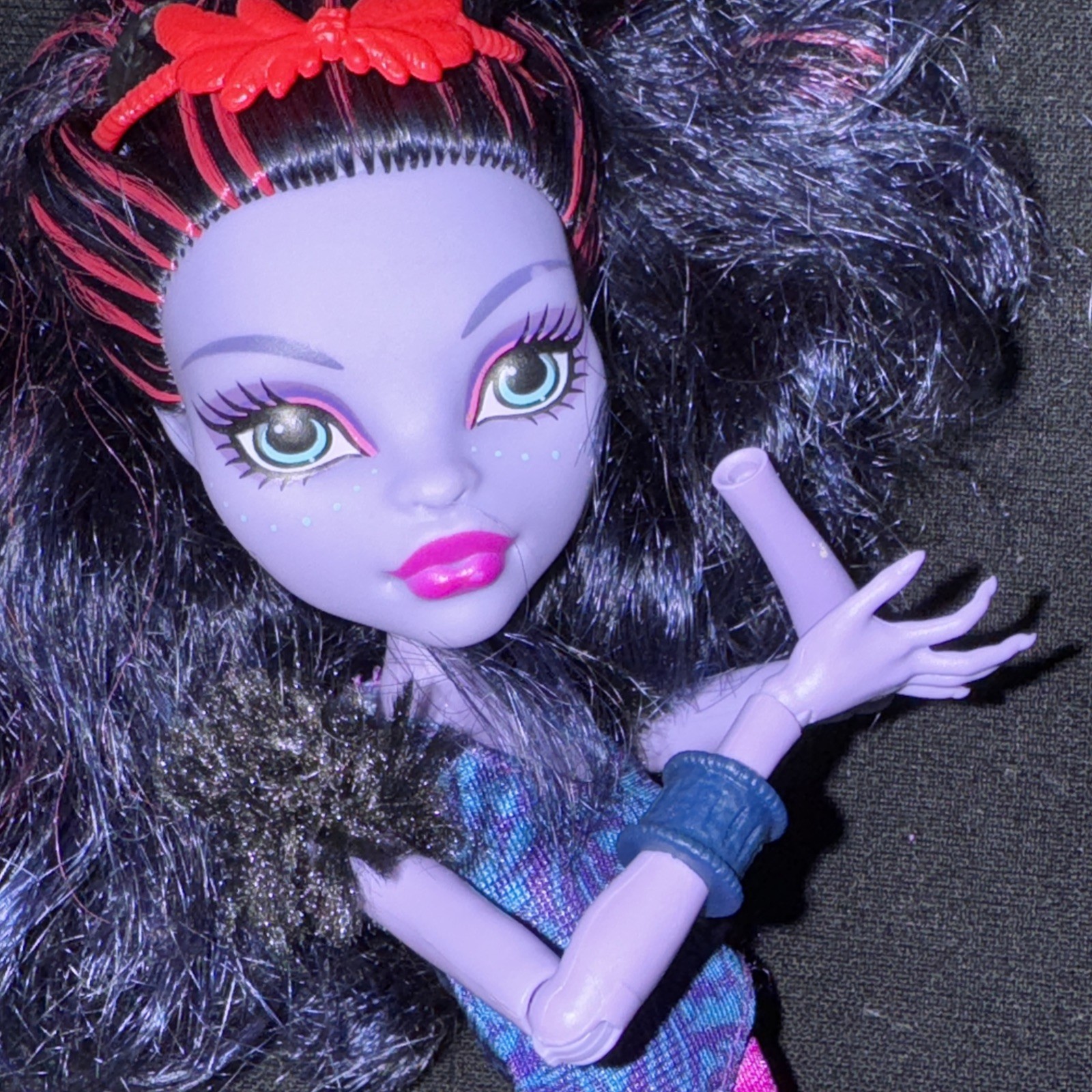 Monster High JANE BOOLITTLE First Wave Doll w/ Clothes Missing Left Hand 2008