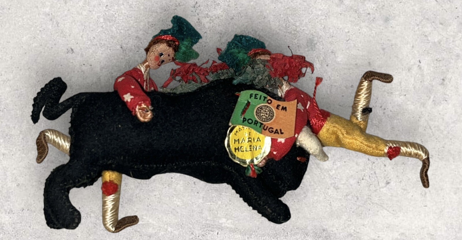 Mascotes de Maria Helena Matador Folk Doll Catching the Bull Portugal Handmade