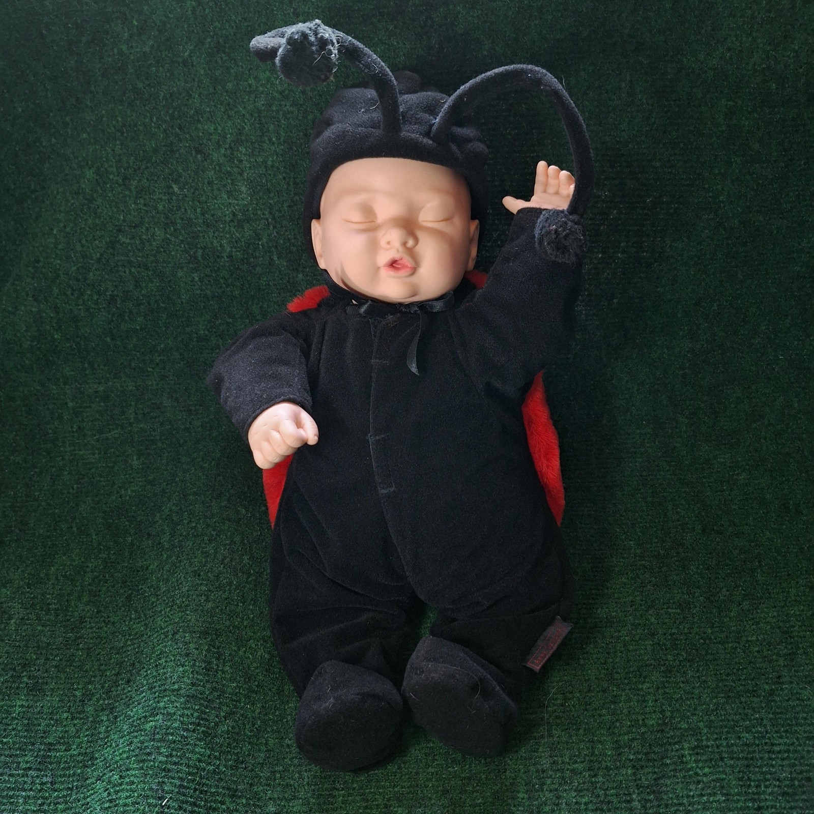 Vintage 1998 Anne Geddes Ladybug Baby Doll 17in Unimax Plush Costume Collectible