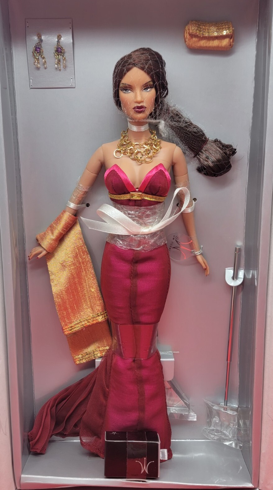 2005 Integrity Toys FR Behind Velvet Ropes Natalia Fatale Doll #91067 NRFB