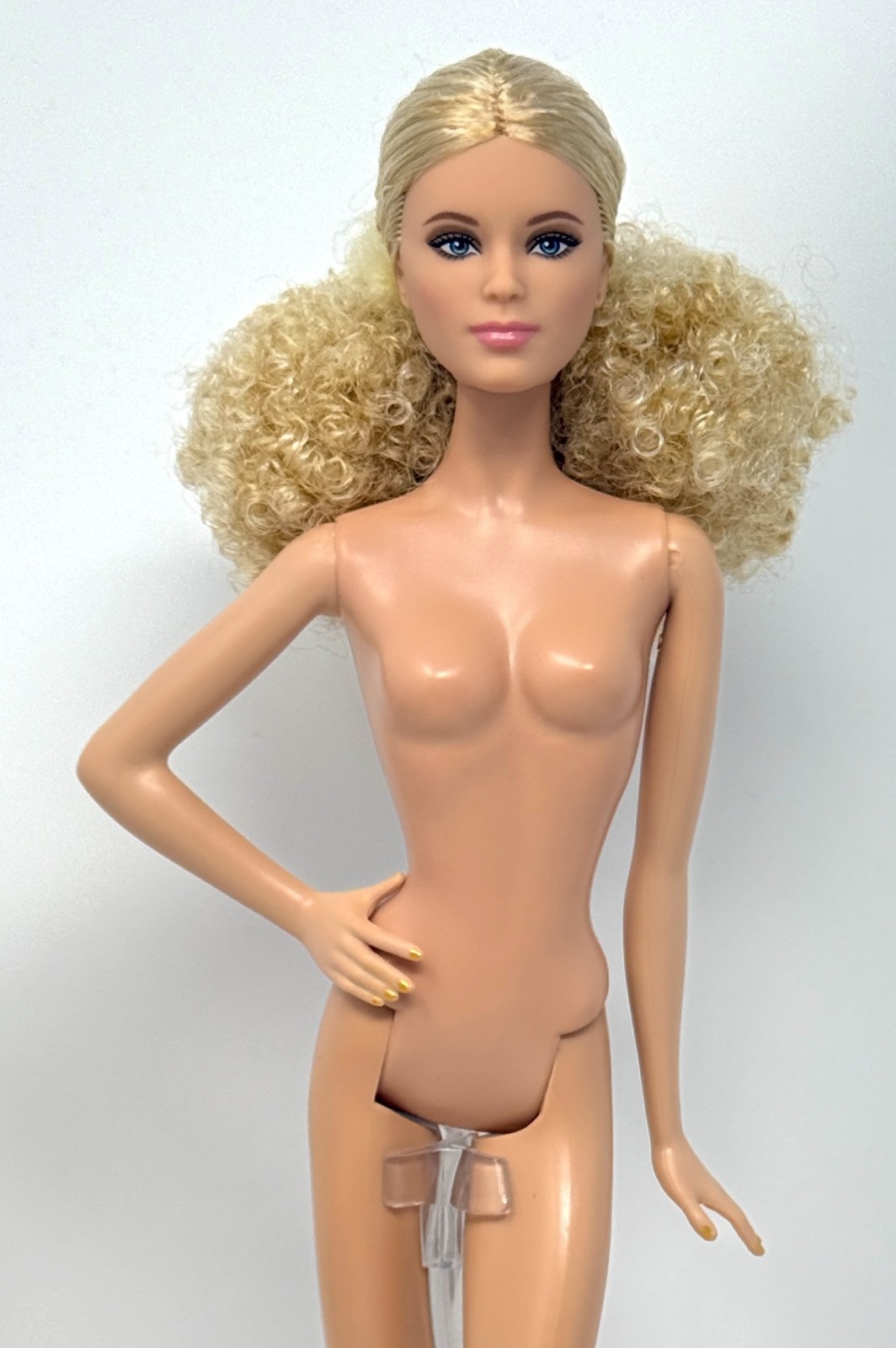 Barbie Basics Neutrals #07 Model Muse Body Hybrid NUDE Doll Victoria Blonde Hair
