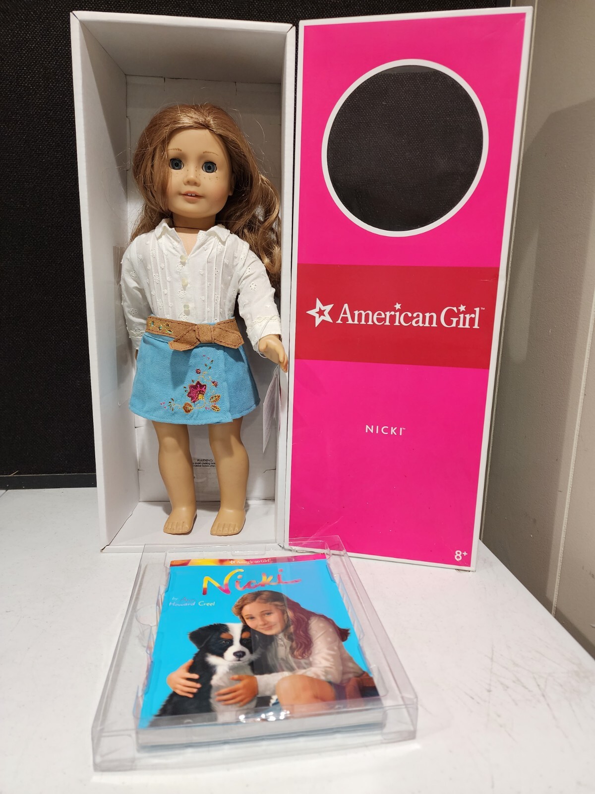 2006 American Girl NICKI Doll with Box Unused Book Box Clothes