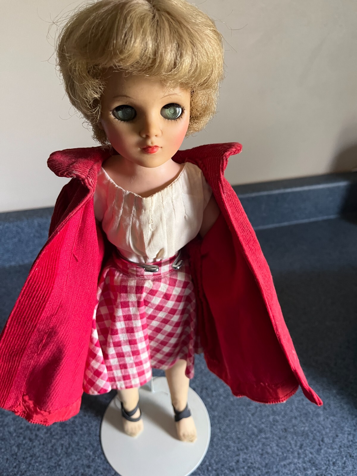 EEGEE LITTLE DEBUTANTE 15″ DOLL BLONDE HAIR SLEEPY EYES 1950s