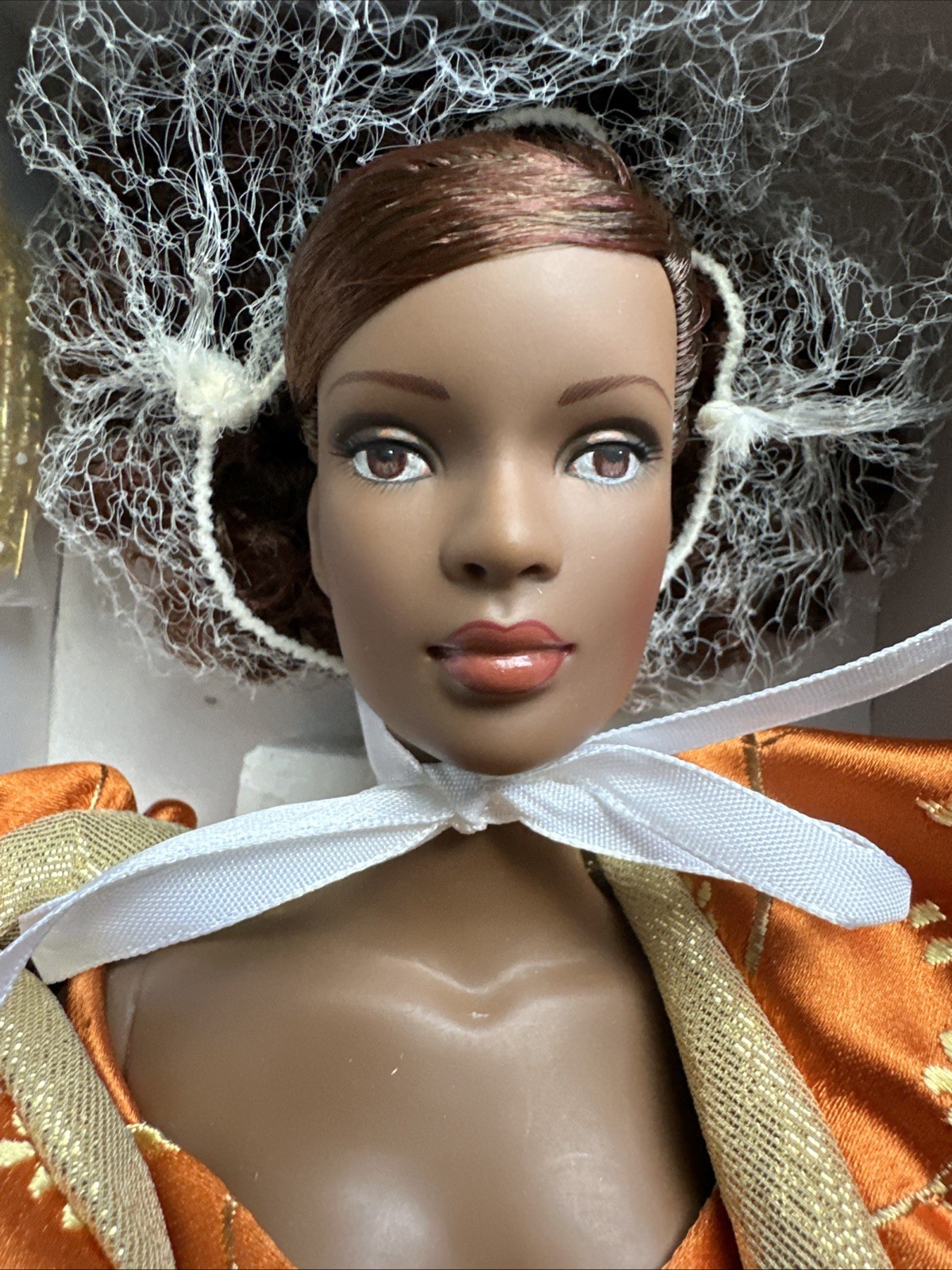 Tonner Tyler Wentworth 2004 Collection AMBER GLOW ESME 16” Dressed Fashion Doll