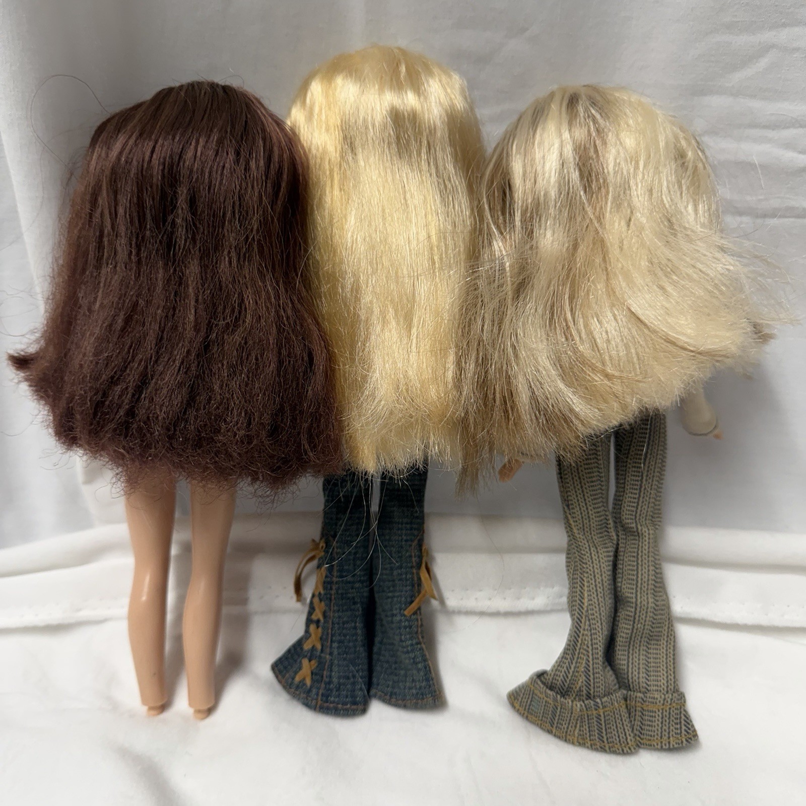 Bundle Vintage 2000s Bratz Dolls With Clothes Accessories shoes Redressed M6A